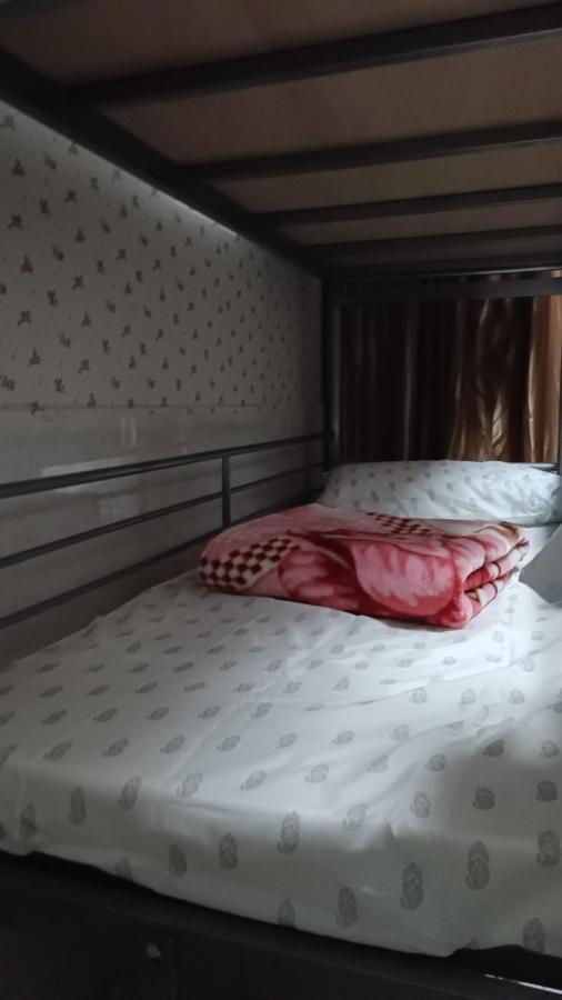 The Cultural Crashpad - 康乃馨旅館 هونغ كونغ المظهر الخارجي الصورة